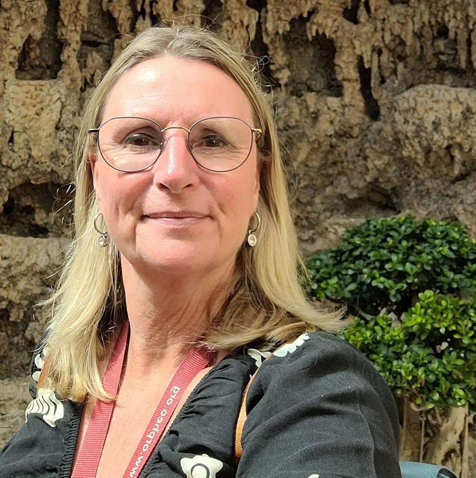 Angelique ter Riet