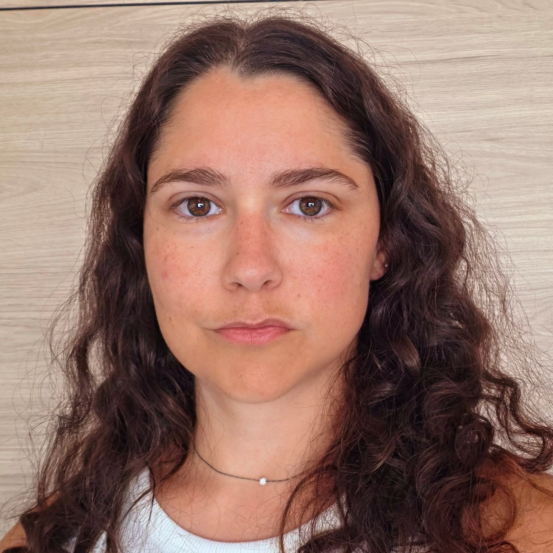 Laura Martens-Vanhooghkerken