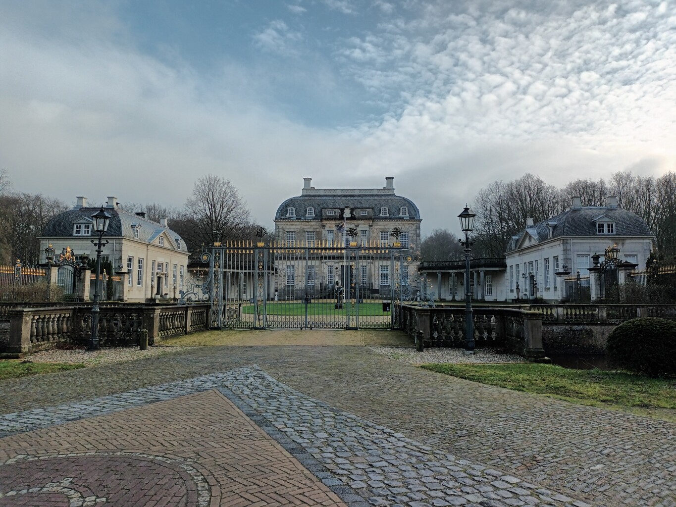 Zutphen, St. Walburgskerk - Laren · Graafschapspad etappe 1