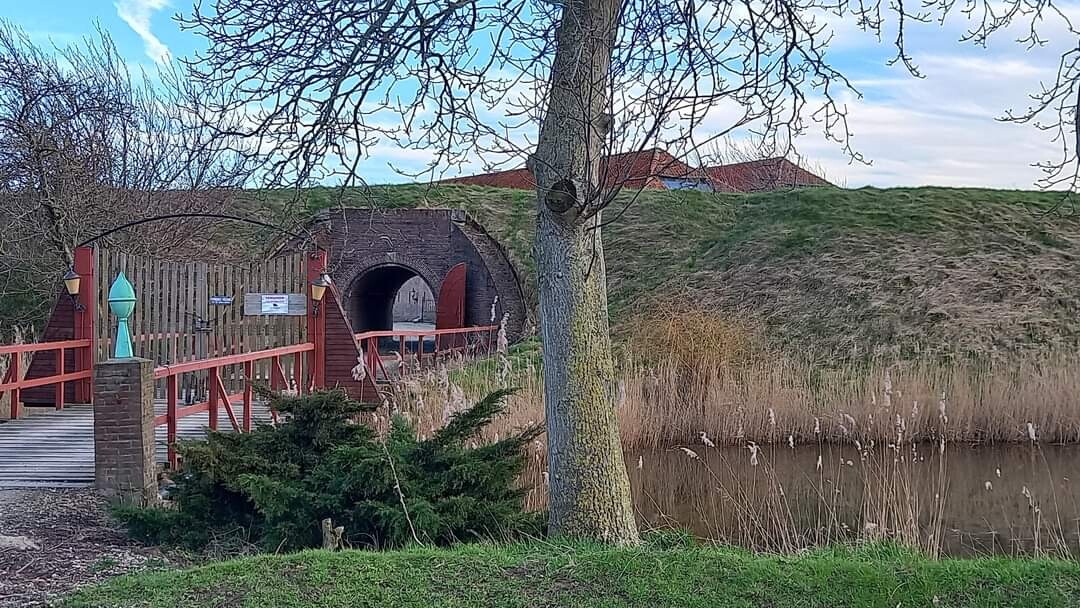 Drunen - Heusden - Vlijmen · Zuiderwaterliniepad etappe 9