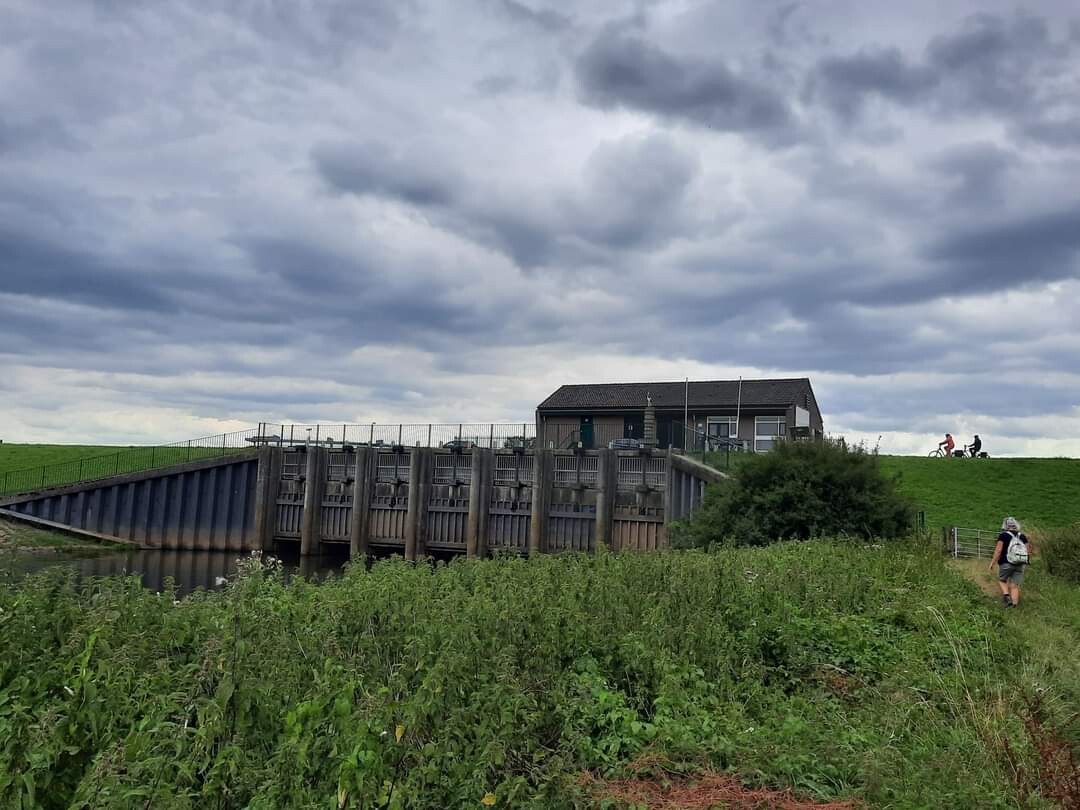 Vlijmen - Lith · Zuiderwaterliniepad etappe 10