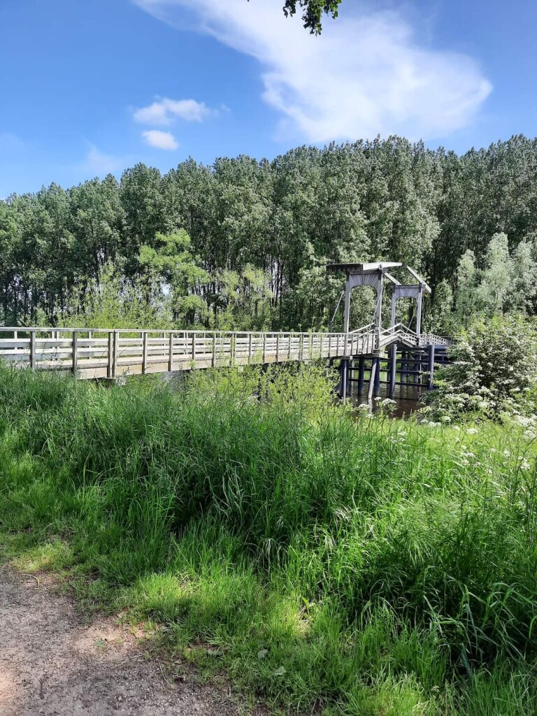 Vlijmen - Lith · Zuiderwaterliniepad etappe 10