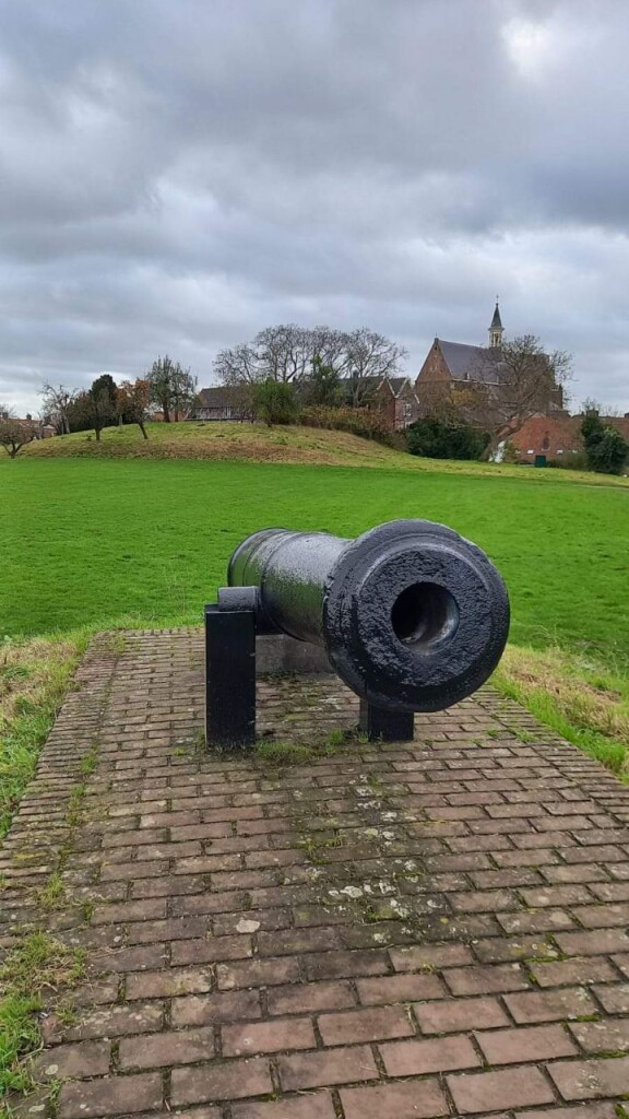 Reek - Grave · Zuiderwaterliniepad etappe 13