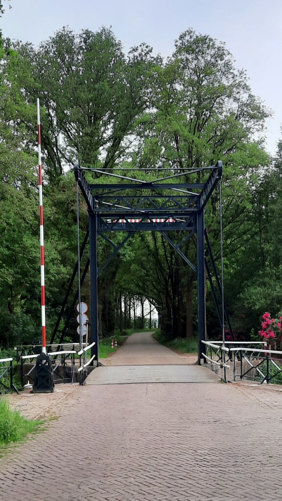 Variant Ureterp - Hoornsterzwaag · Friese Woudenpad etappe 13