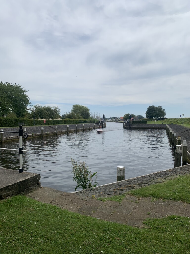 Steenbergen - Dinteloord · Zuiderwaterliniepad etappe 2