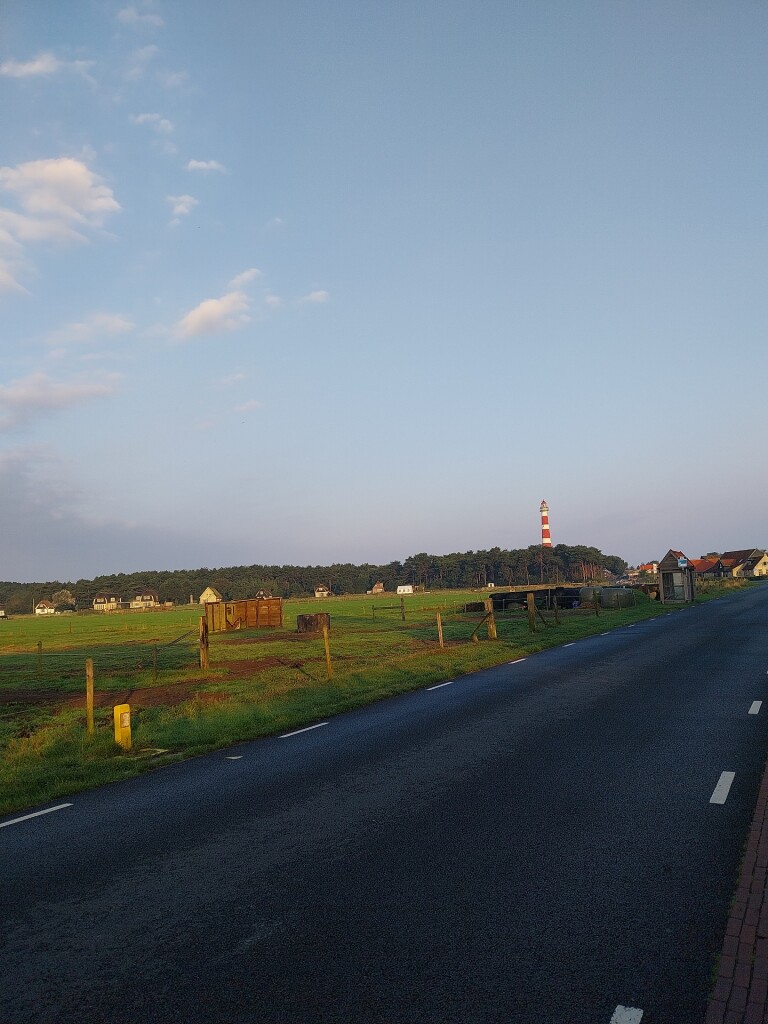 Ameland 2: Boomhiemke bungalowpark - Strandhotel Buren aan Zee · WaddenWandelen etappe 14