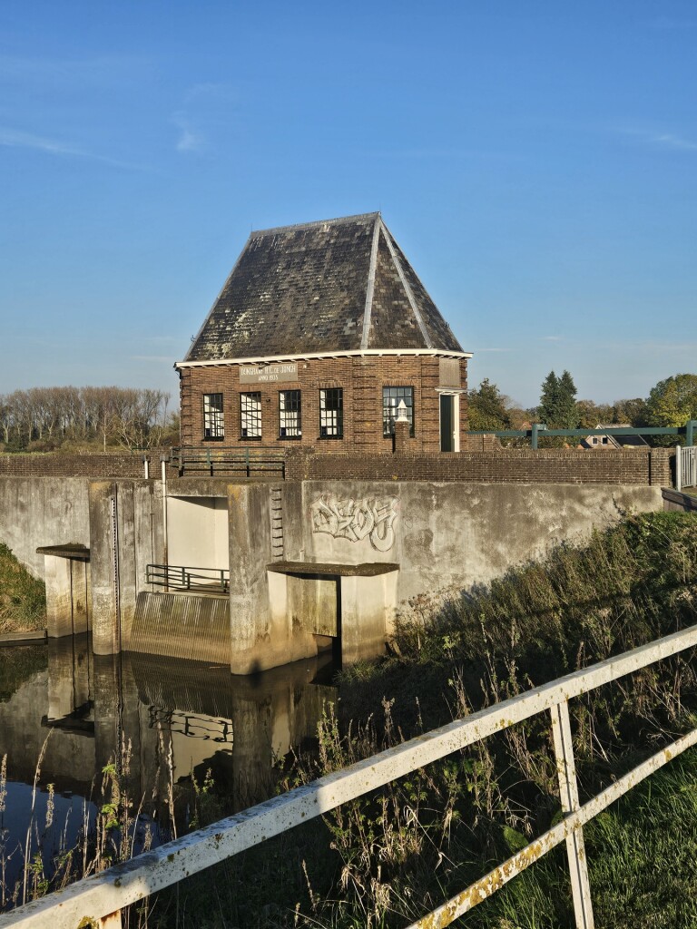 Wilhelminasluis (Giessen) - Ne · Pelgrimspad etappe 9