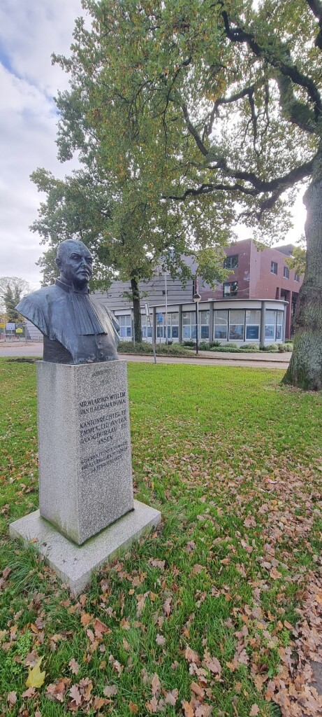 Beeldenwandeling Emmen Centrum