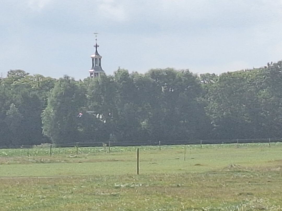 Eindeloze ruimte voor en achter de Waddenzeedijk