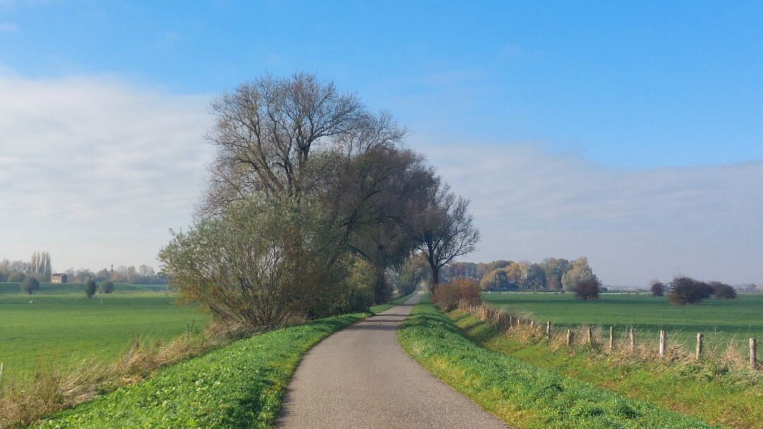 Valburg - Winssen · Roots Natuurpad etappe 23