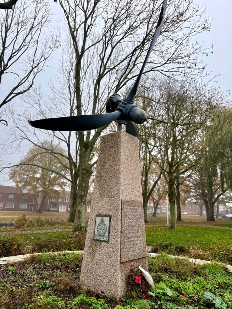 Steenbergen - Bergen op Zoom (Klavervelden) · Floris V-pad etappe 13