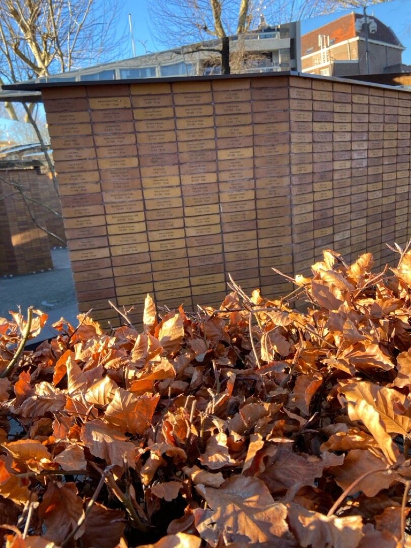 Proloog Amsterdam CS - Hollandse Schouwburg