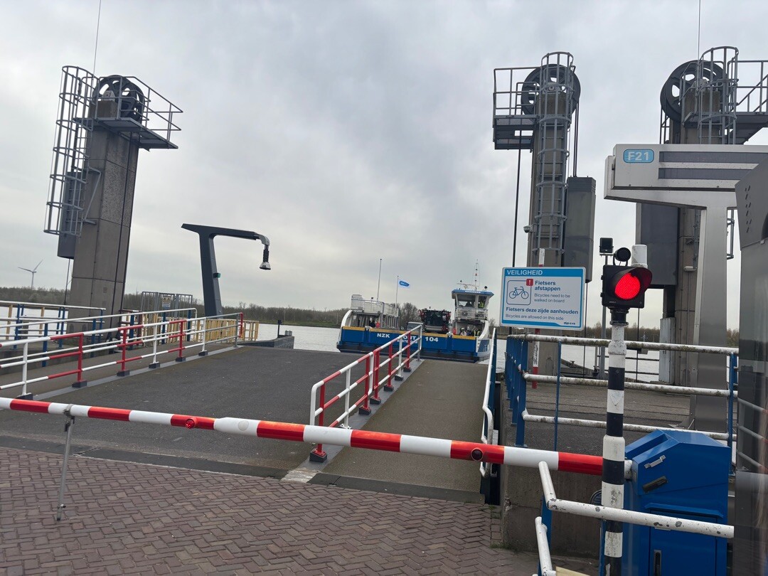 Krommenie - Veer Buitenhuizen · Waterliniepad etappe 3