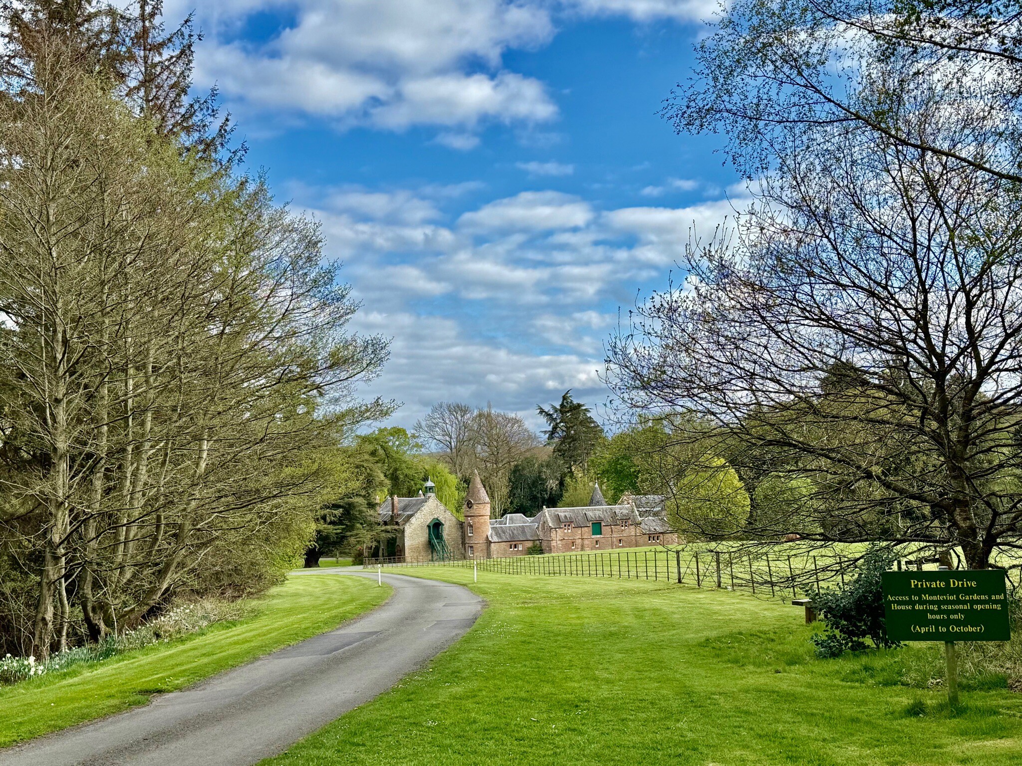 Saint Cuthbert's Way (Melrose to Kirk Yetholm)