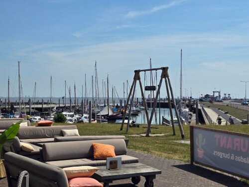Ameland 3: Strandhotel Buren aan Zee - Nes, veerdam · WaddenWandelen etappe 15