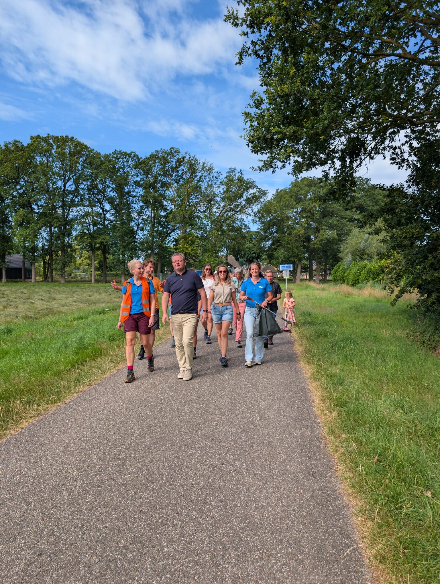 Cultuurpad Coevorden etappe 16: opening wandelen voor het goede doel Ladies Circle