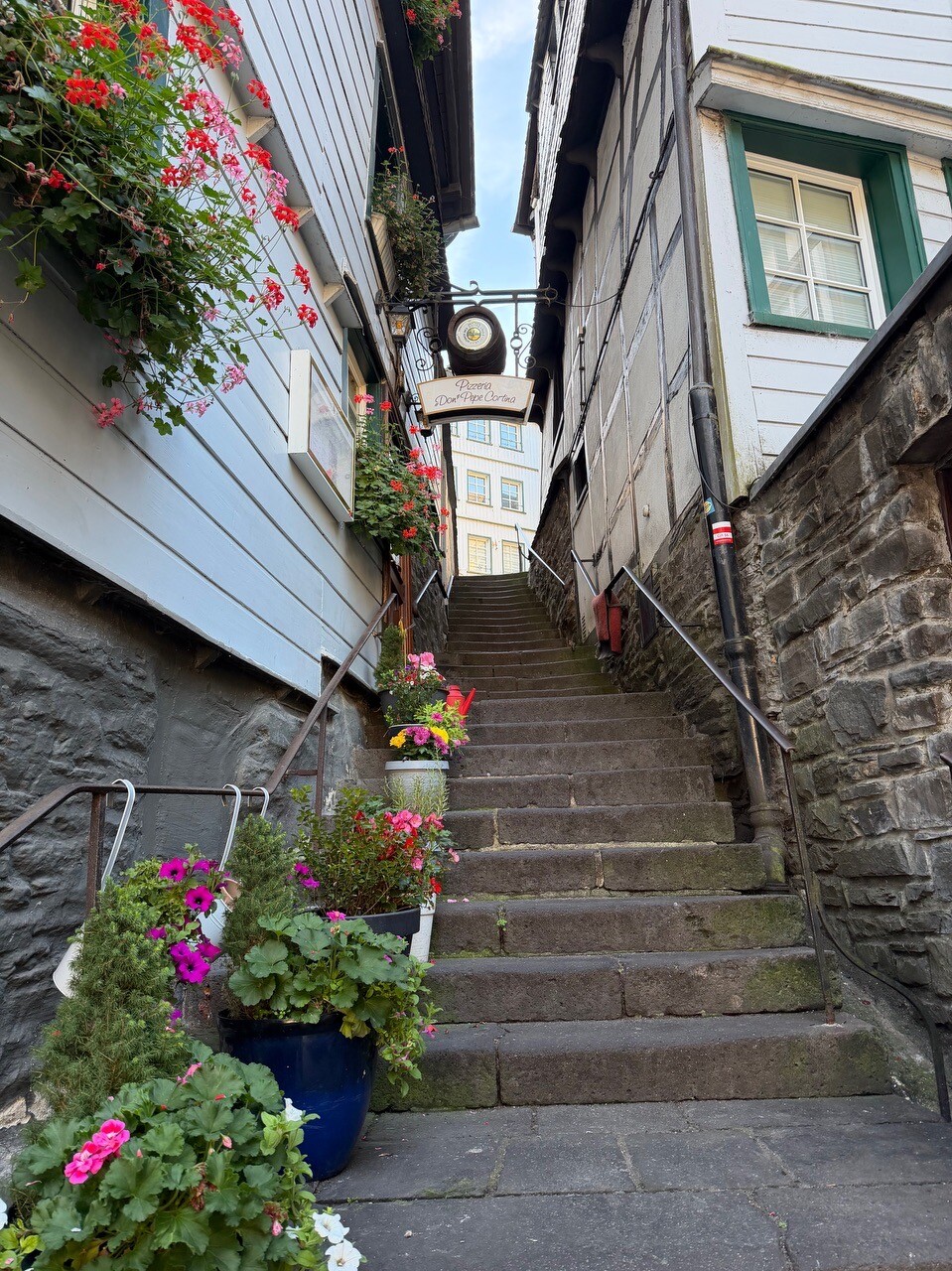 Unterwegs in Monschau [35]