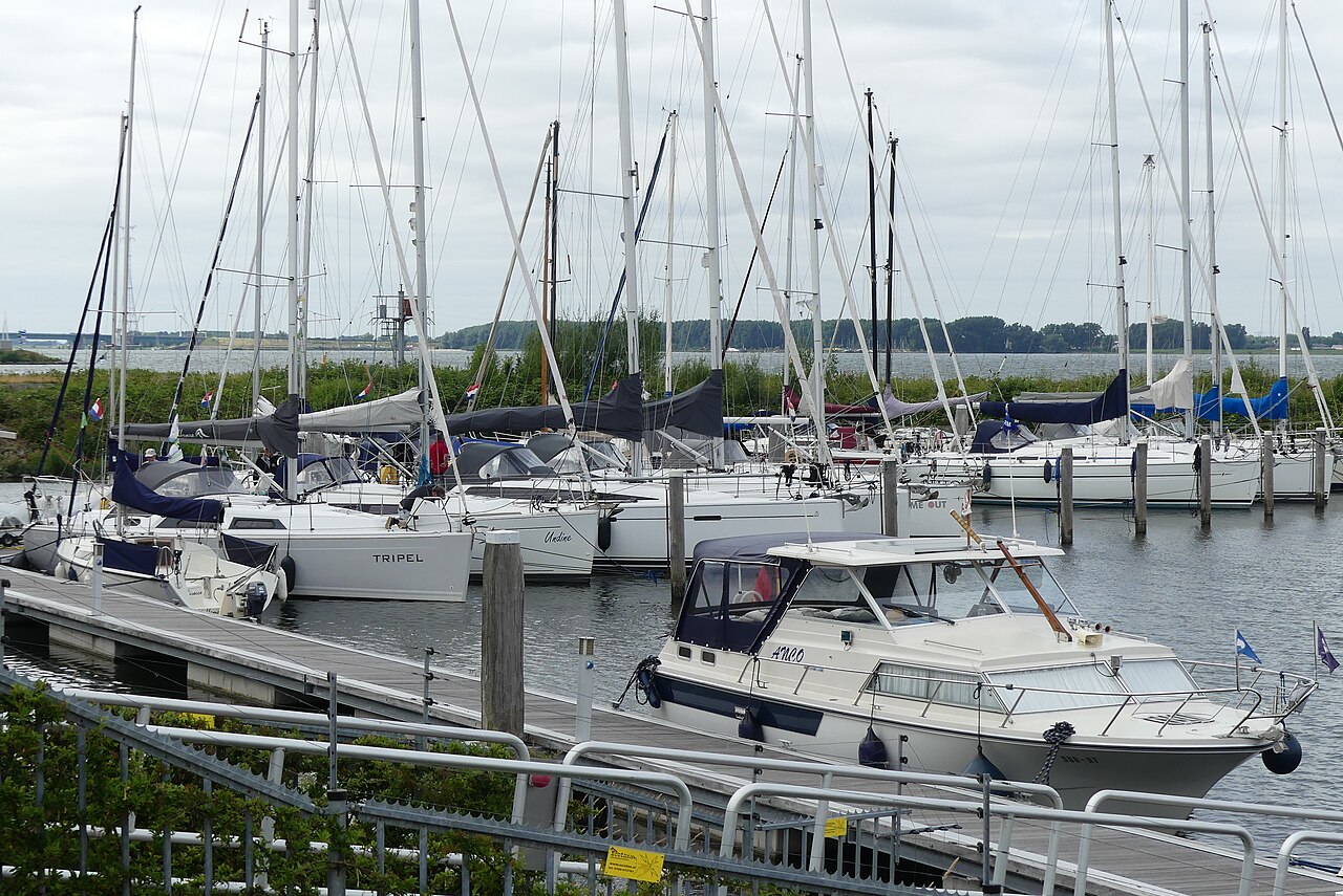 Numansdorp - Dinteloord · Floris V-pad etappe 11