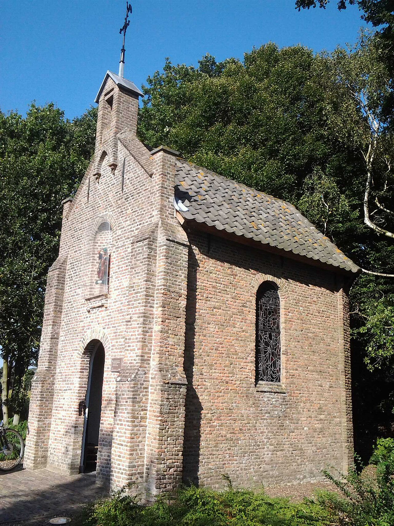 Ulicoten naar Zundert - "Klompenboom" · NederRandpad etappe 47