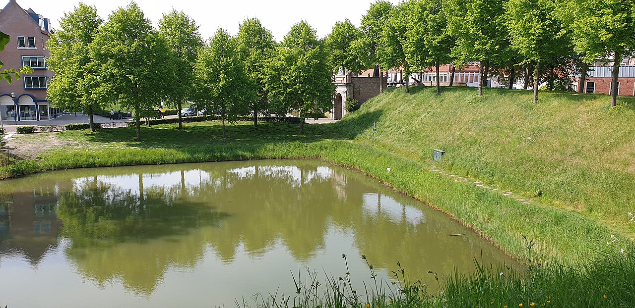 Hulst naar Zuiddorpe- "Den vos Reynaerde" · NederRandpad etappe 51