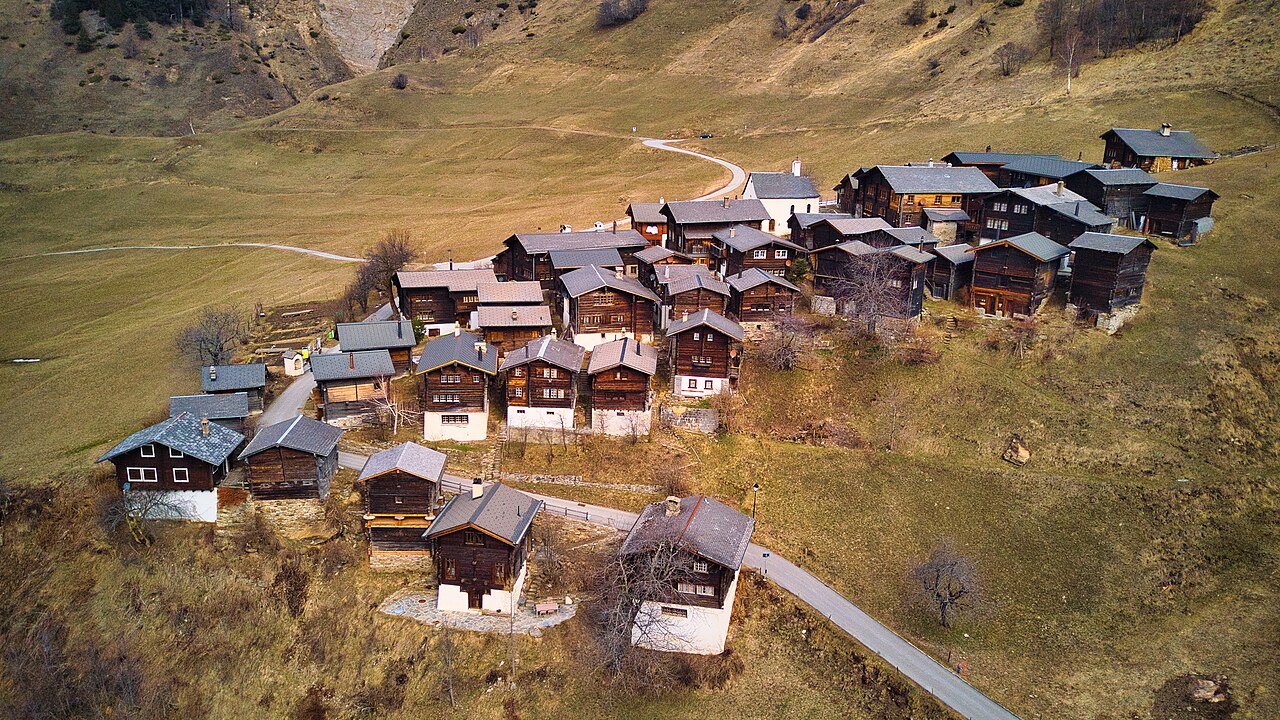 15-Chemin des cols alpins