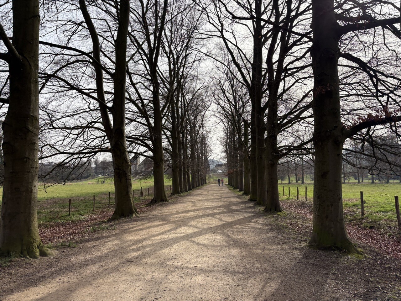 Krijtwandeling lus 3 - Goudgele kerken en kastelen