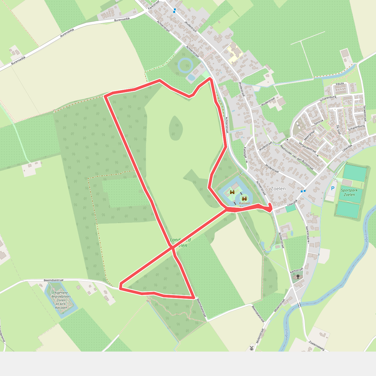 Plaats Zoelen ..bijna in centrum ligt het landgoed. Je nag er alleen lopend gebruik van maken.